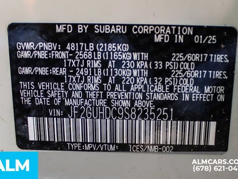 Used 2025 Subaru Crosstrek 2.5i Premium AWD/4WD image 37