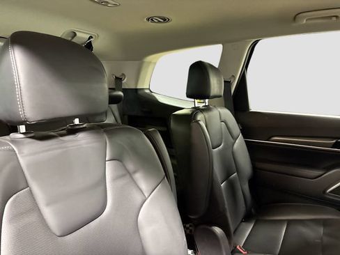 Used 2024 Kia Telluride S AWD/4WD image 27