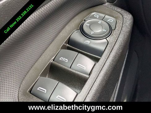 Used 2023 Chevrolet Equinox RS image 23