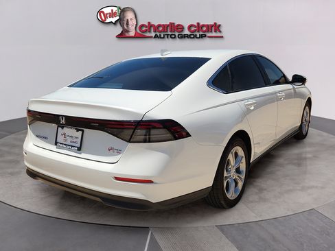 Used 2023 Honda Accord LX image 5