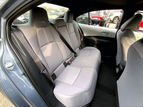 Used 2026 Toyota Corolla SE image 18