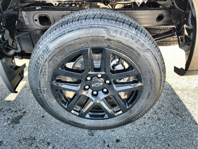 New 2026 Chevrolet Silverado 1500 RST w/ LPO, Dark Essentials Package AWD/4WD image 26