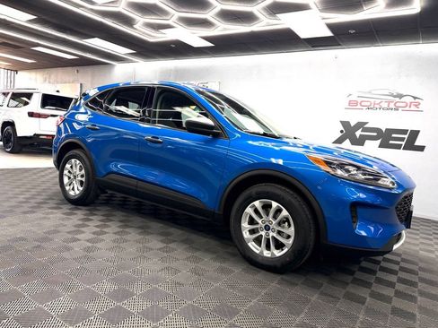 Used 2020 Ford Escape S AWD/4WD image 2