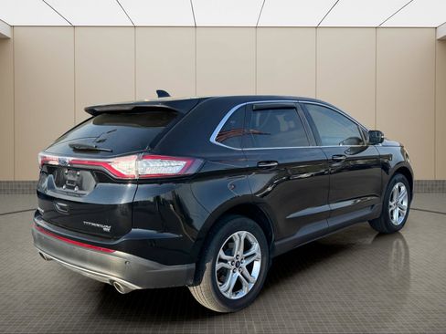 Used 2018 Ford Edge Titanium w/ Equipment Group 301A AWD/4WD image 3