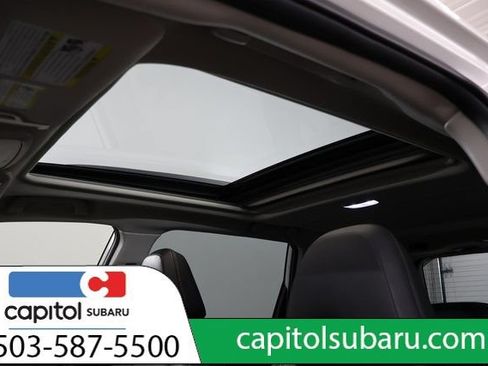 Used 2023 Subaru Forester Limited AWD/4WD image 15