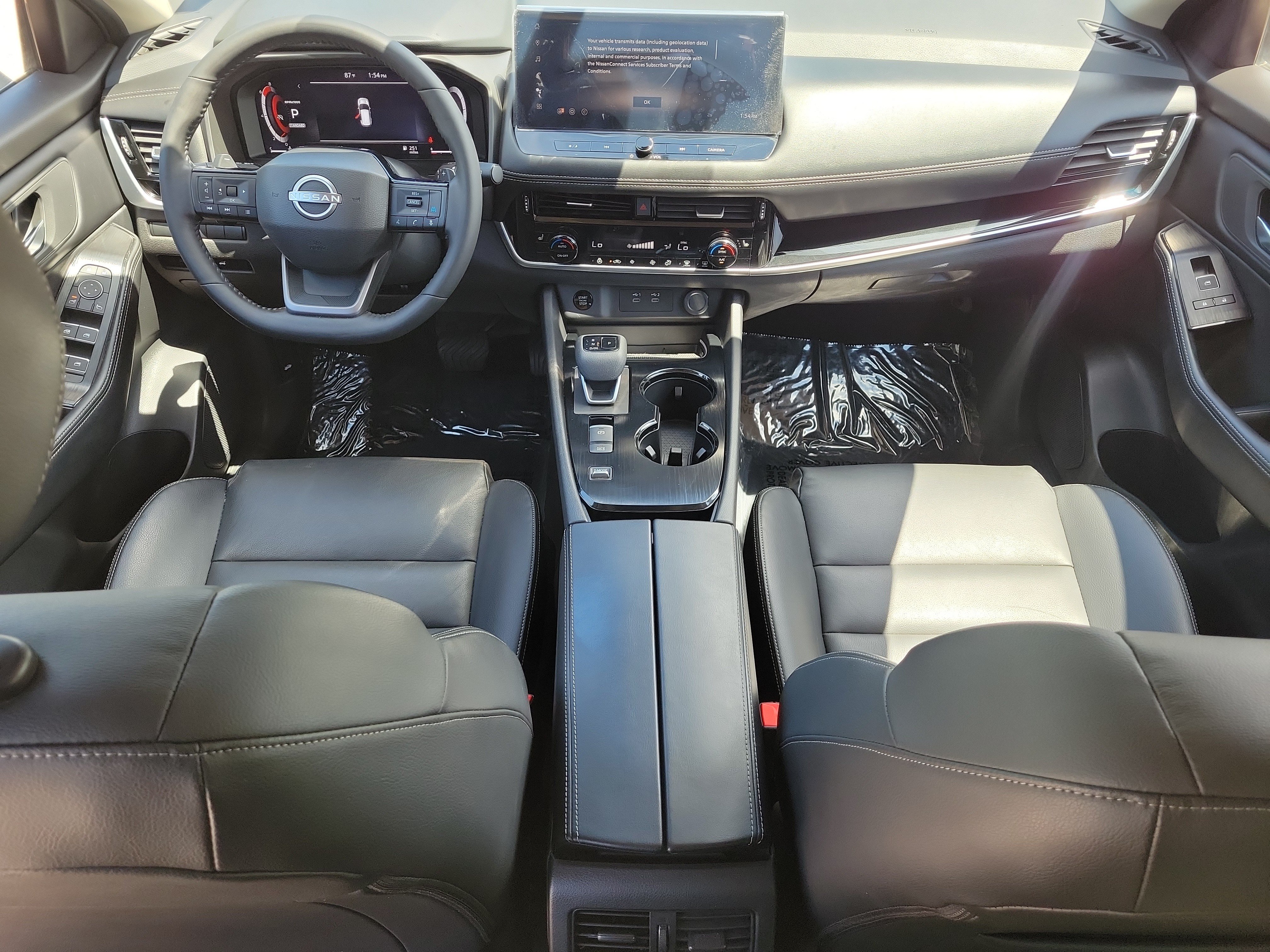Certified 2025 Nissan Rogue SL FWD image 19