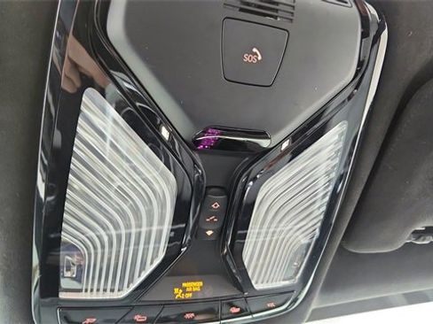 Used 2023 BMW X7 xDrive40i w/ M Sport Package image 62