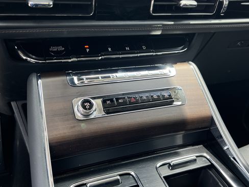 New 2025 Lincoln Aviator Reserve w/ Equipment Group 201A AWD/4WD image 18