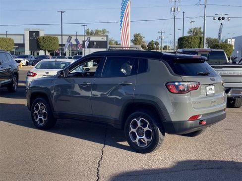 Used 2022 Jeep Compass Trailhawk w/ Trailhawk Convenience Group image 4