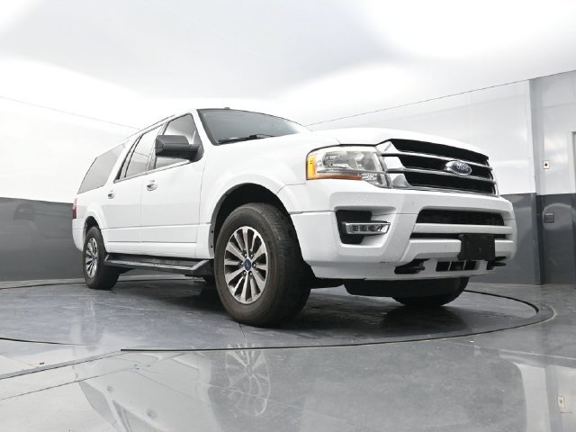Used 2017 Ford Expedition EL XLT w/ Equipment Group 202A AWD/4WD image 31