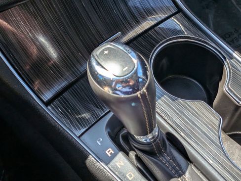 Used 2017 Chevrolet Impala LT FWD image 22