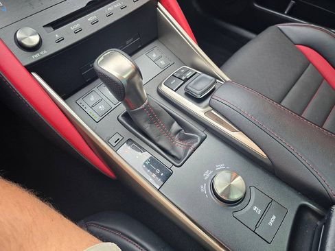Used 2019 Lexus IS 300 RWD image 29