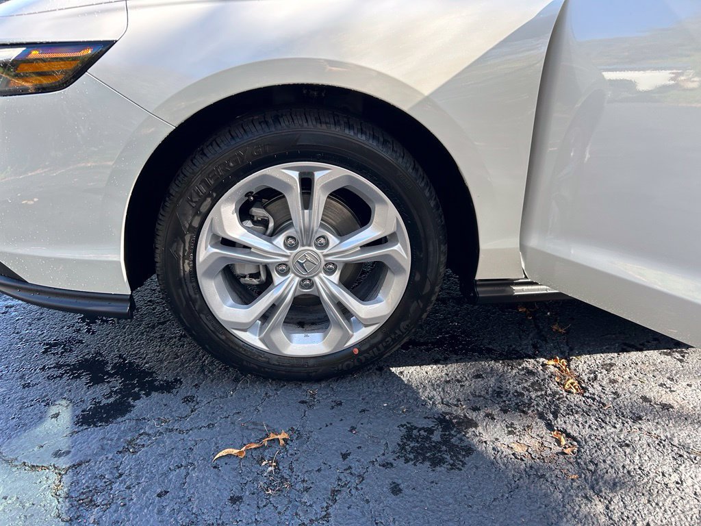 New 2026 Honda Accord LX image 22