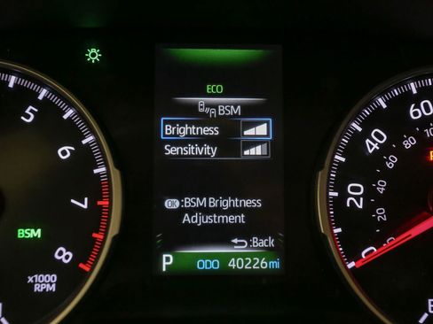 Used 2022 Toyota RAV4 XLE w/ Convenience Package AWD/4WD image 41