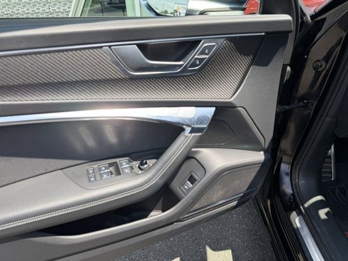 Used 2024 Audi S6 Premium Plus w/ Premium Plus Package AWD/4WD image 9
