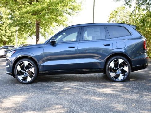 New 2025 Volvo EX90 Ultra w/ Protection Package Premier image 4