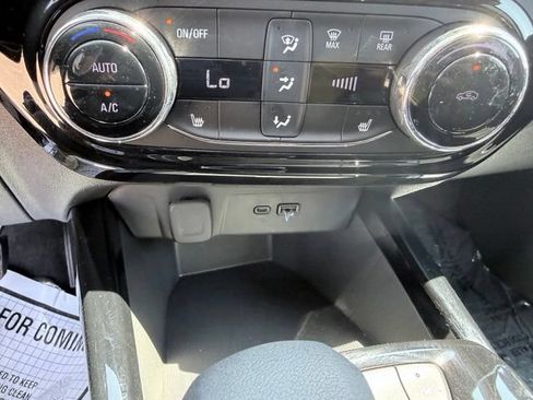 Used 2025 Chevrolet Trax ACTIV FWD image 14