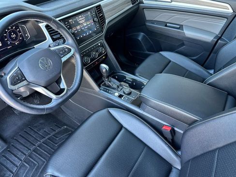 Used 2023 Volkswagen Atlas SEL AWD/4WD image 10