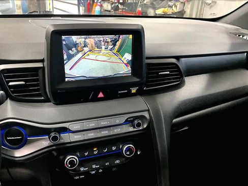 Used 2019 Hyundai Veloster 2.0 image 25