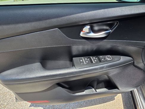Used 2022 Kia Forte GT-Line FWD image 32