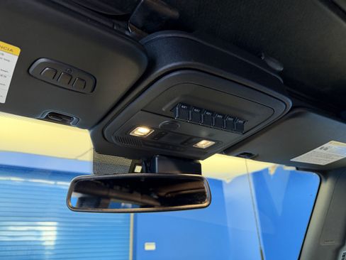 Used 2022 Ford Bronco Wildtrak AWD/4WD image 24