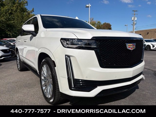 Certified 2023 Cadillac Escalade Premium Luxury w/ Performance Package AWD/4WD image 11