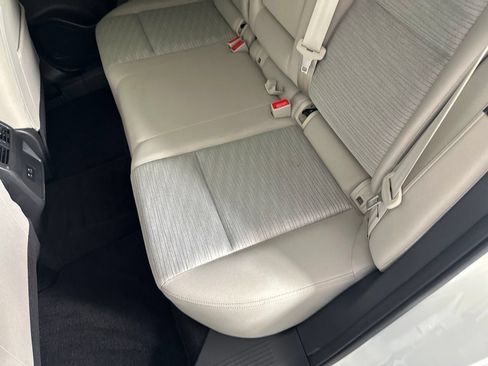 Used 2023 Nissan Rogue SV FWD image 23