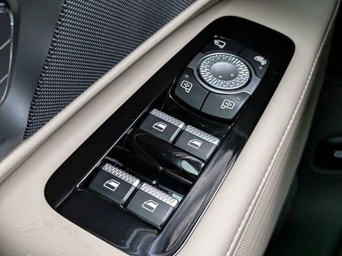 New 2025 Lincoln Nautilus Premier w/ Jet Appearance Package image 26