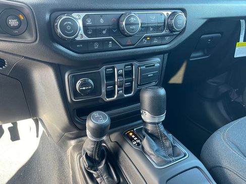 New 2026 Jeep Gladiator Sport image 11