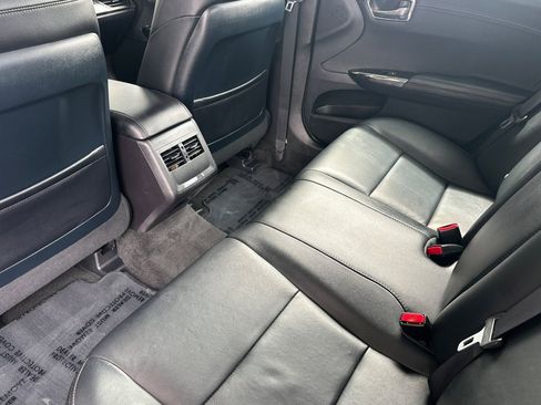 Used 2018 Toyota Avalon Touring w/ Carpet Mat Package FWD image 11