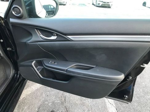 Used 2019 Honda Civic Sport image 29