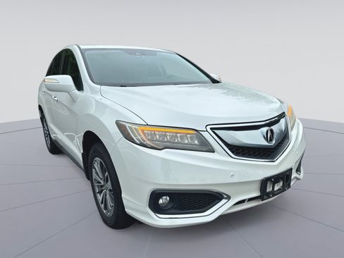 Used 2017 Acura RDX AWD w/ Advance Package image 3