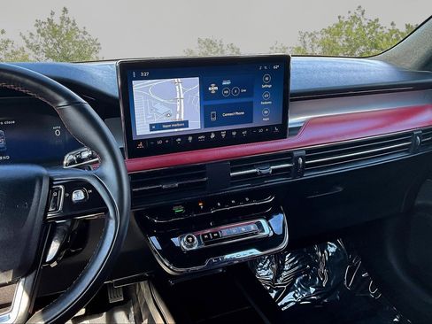 Used 2024 Lincoln Corsair Grand Touring image 6