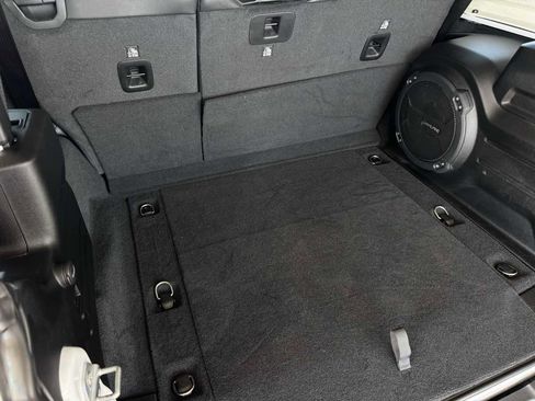 Used 2022 Jeep Wrangler Unlimited Rubicon w/ Xtreme Recon 35" Tire Package image 21