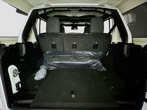 New 2026 Jeep Wrangler Willys AWD/4WD image 30