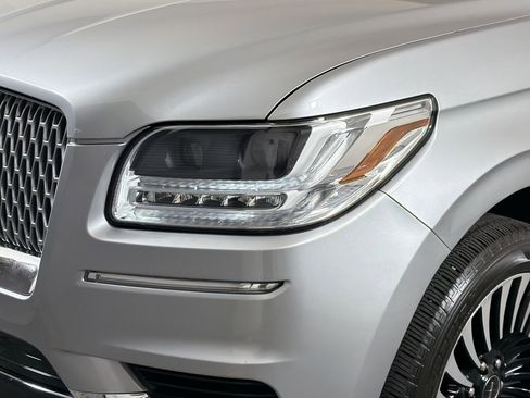 Used 2021 Lincoln Navigator Black Label w/ Cargo Convenience Package image 13