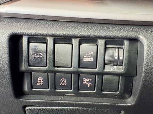 Used 2019 Subaru Forester Sport image 18