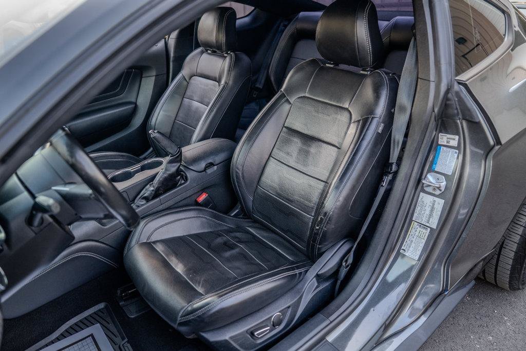 Used 2019 Ford Mustang GT Premium w/ GT Performance Package RWD image 15