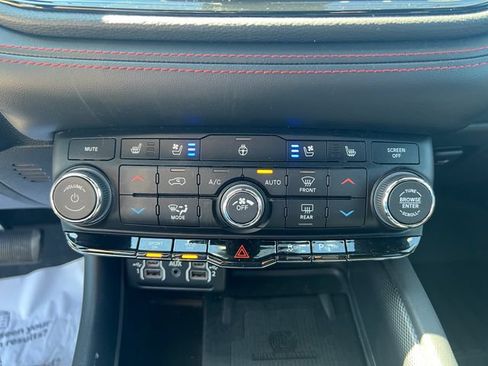 Used 2024 Dodge Durango R/T AWD/4WD image 27