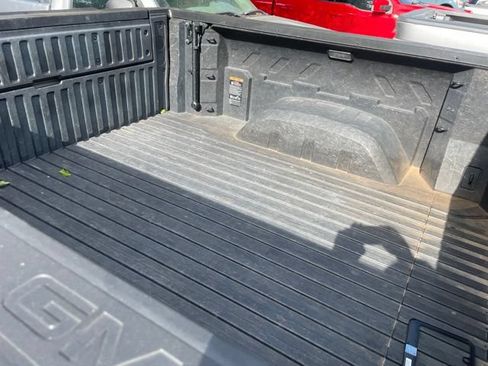 Used 2022 GMC Sierra 1500 Denali Ultimate AWD/4WD image 8