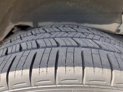 Used 2017 Toyota 4Runner Limited image 12