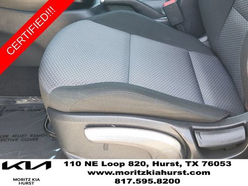 Certified 2025 Kia Soul LX w/ LX Technology Package FWD image 26