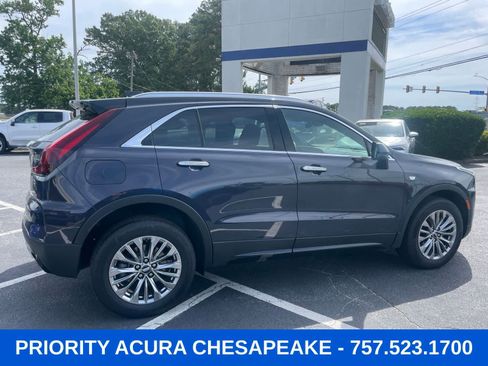 Used 2025 Cadillac XT4 Premium Luxury AWD/4WD image 6