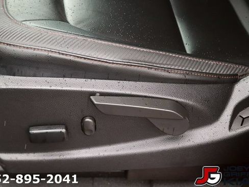 Used 2022 GMC Canyon AT4 AWD/4WD image 19