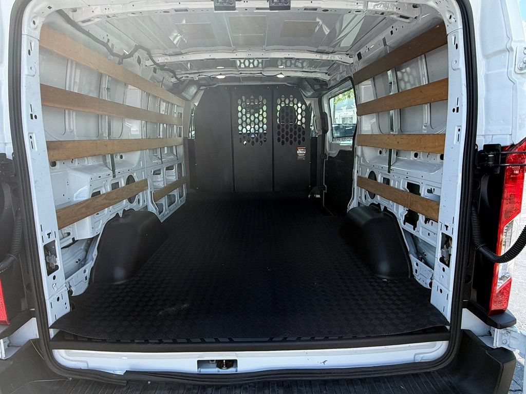 Used 2025 Ford Transit 250 Low Roof w/ Exterior Upgrade Package RWD image 16