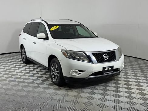 Used 2014 Nissan Pathfinder SV AWD/4WD image 3