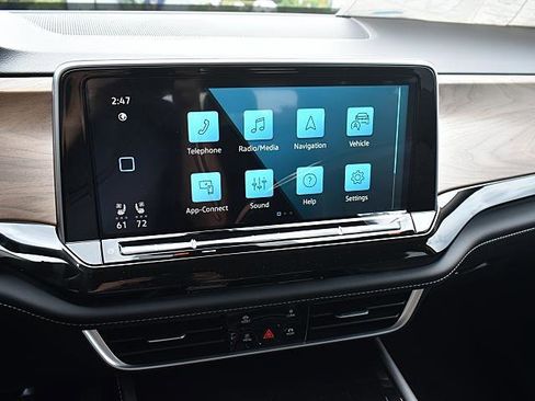 New 2026 Volkswagen Atlas SE image 12