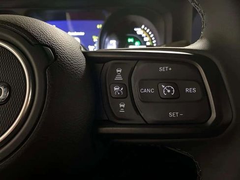 Used 2025 Jeep Wrangler Unlimited Rubicon 4xe w/ Convenience Group image 28