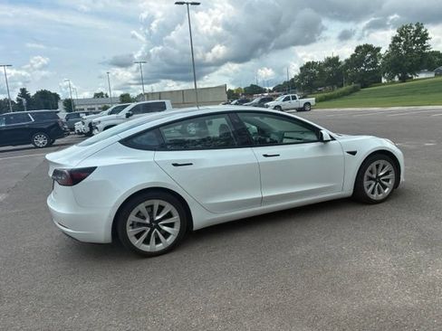 Used 2022 Tesla Model 3 Long Range AWD/4WD image 6