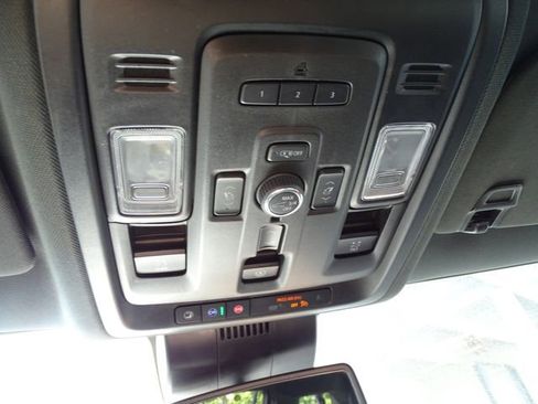 Used 2023 Chevrolet Suburban Premier w/ Max Trailering Package AWD/4WD image 11